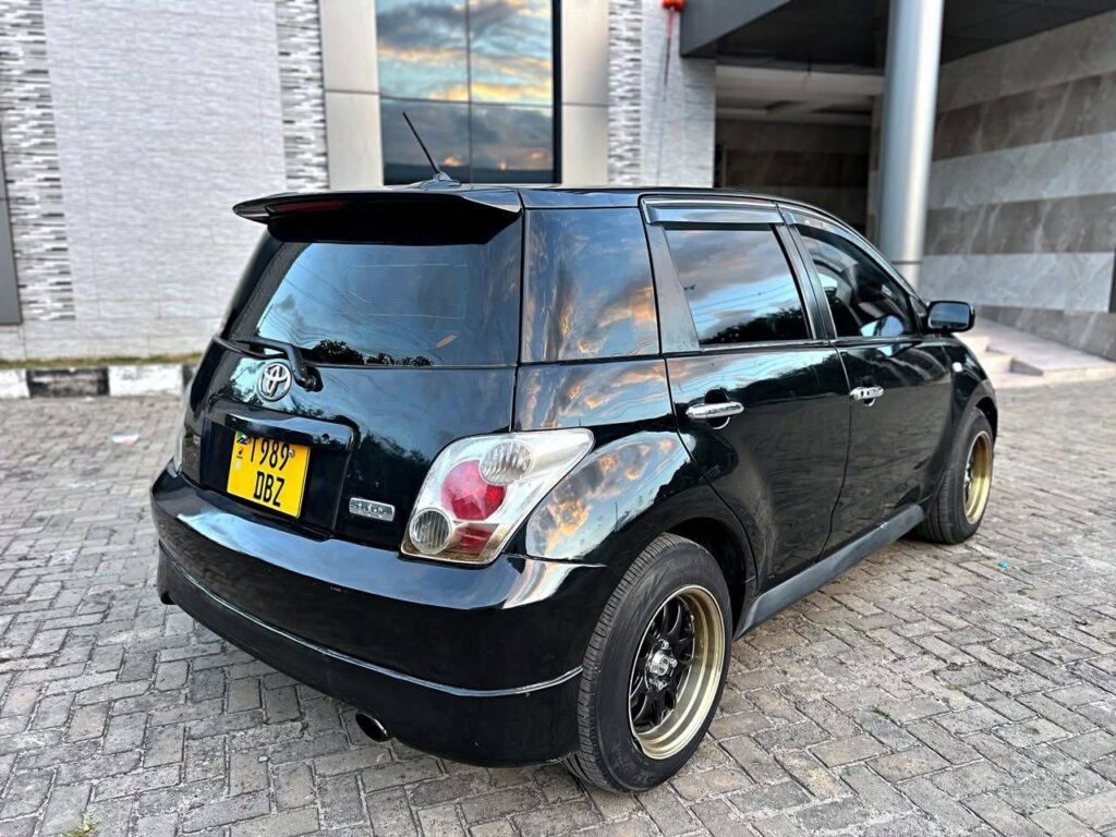 Toyota IST 2005 for Sale in Dar es Salaam