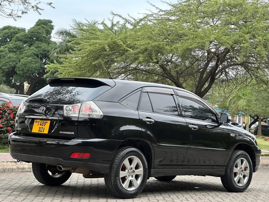 Used Toyota Harrier 2007 for Sale in Dar es Salaam