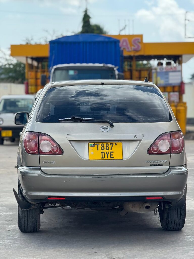 For Sale Toyota Harrier 2002 in Dar es Salaam