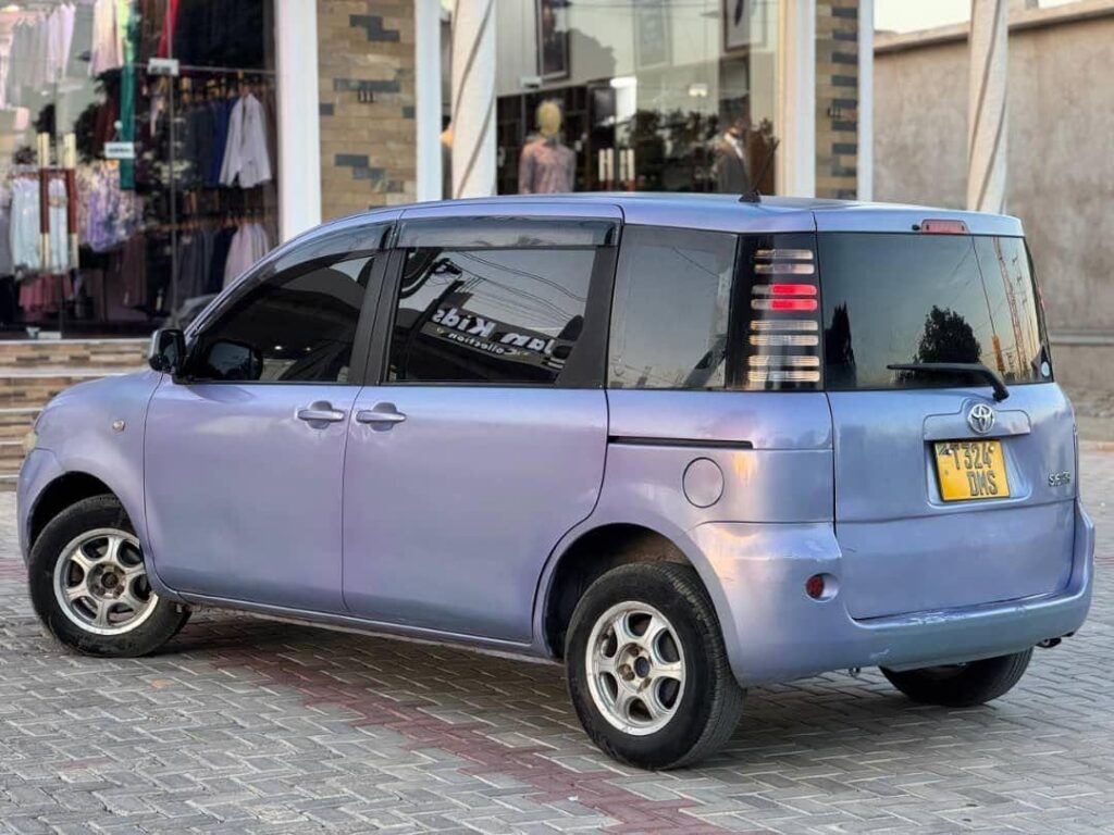 Price Of Toyota Sienta 2008 for Sale in Tanzania