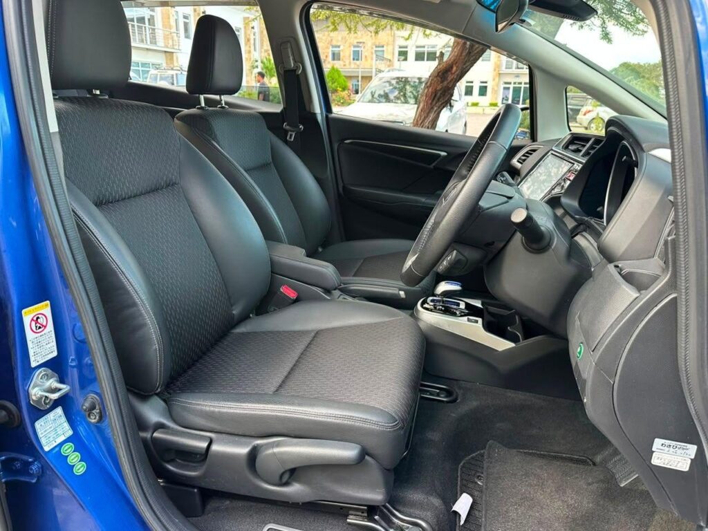 Magari Used Honda Fit 2013 Dar es Salaam Tanzania