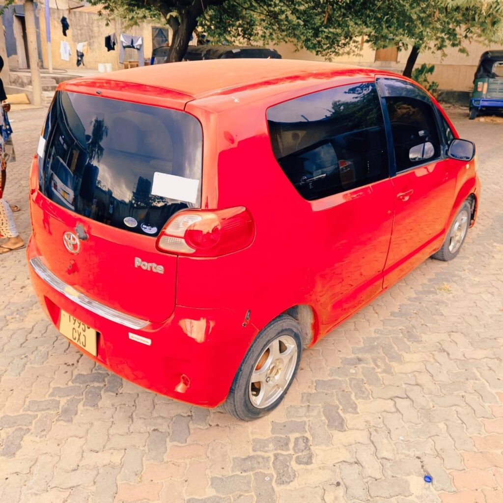 Magari Porte 2008 lipo Dar es Salaam