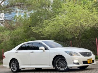 Price of Used Toyota Crown 2009 for Sale in Dar es Salaam Tanzania