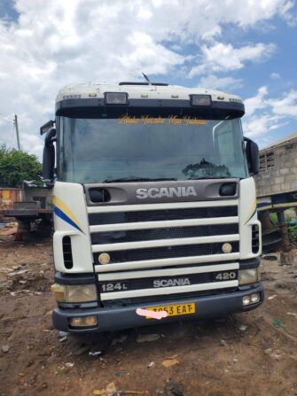 Bei Ya Scania 124 2000 Sokoni Dar es Salaam Tanzania