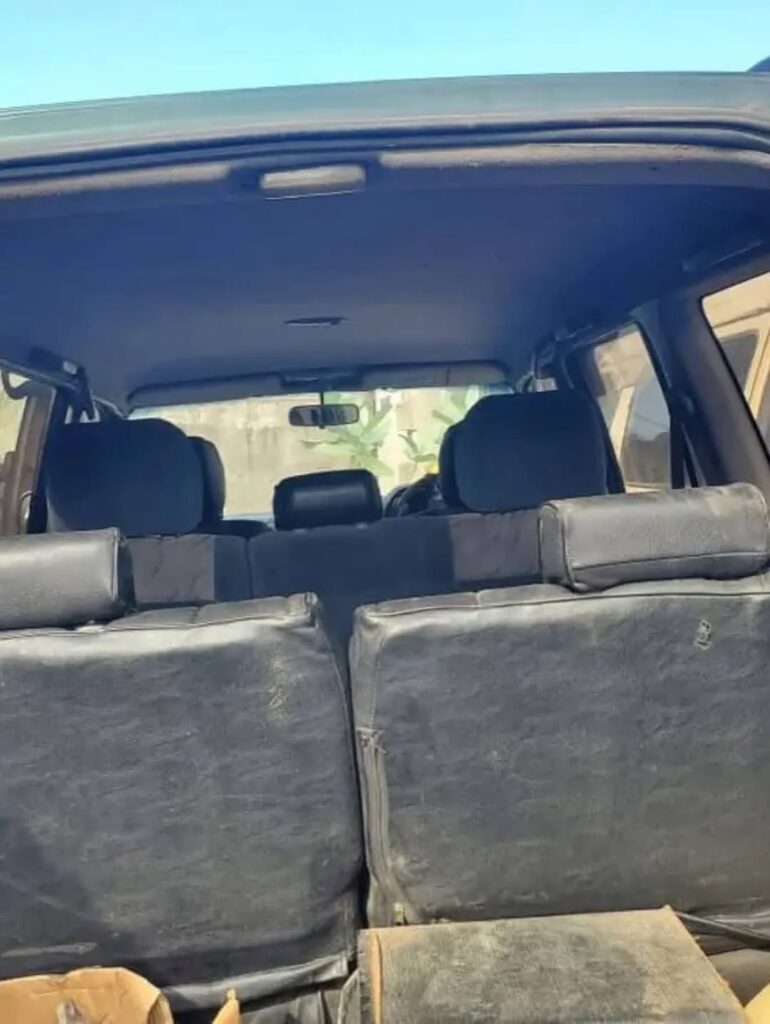 Toyota Land Cruiser Prado 2000 for Sale in Dar es Salaam