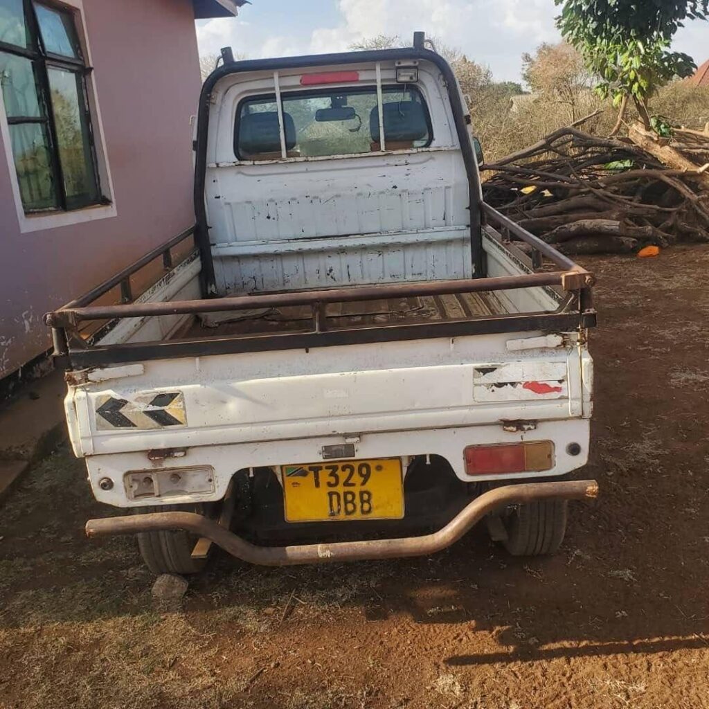 Buy Suzuki Carry 2000 for Sale in Arusha