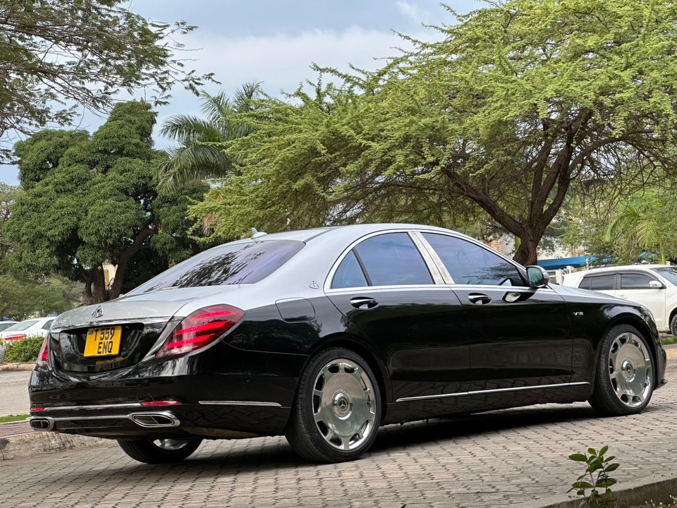 Benz Maybach 2014 for Sale in Dar es Salaam