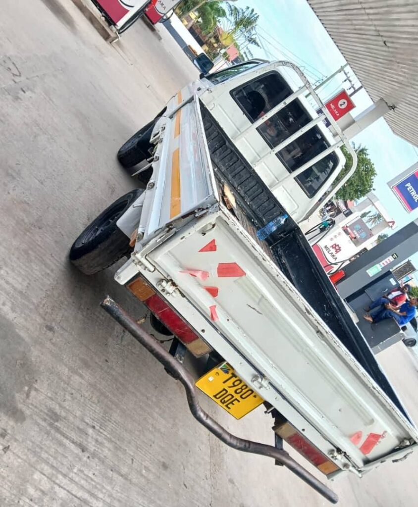 Price Toyota TownAce 2000 for Sale in Dar es Salaam
