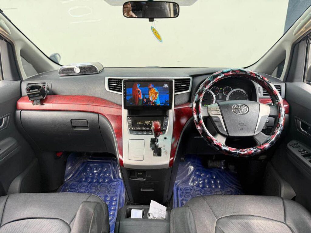 Price Toyota Alphard 2012 for Sale in Dar es Salaam