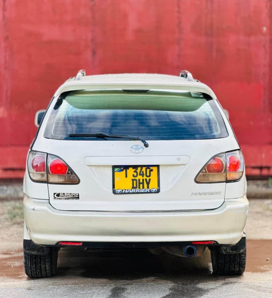 Toyota Harrier 2005 for Sale in Dar es Salaam