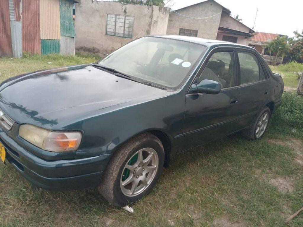 Magari Used Toyota Corolla 1998 Dar es Salaam Tanzania