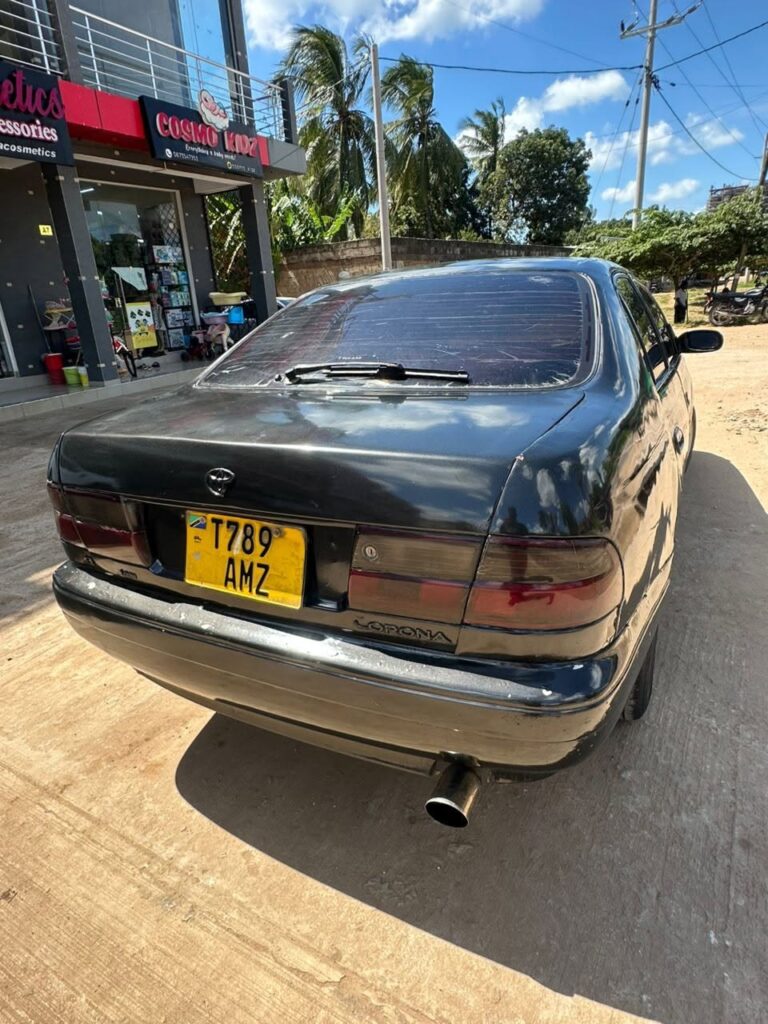 Magari Used Toyota Carina 1995 Dar es Salaam Tanzania