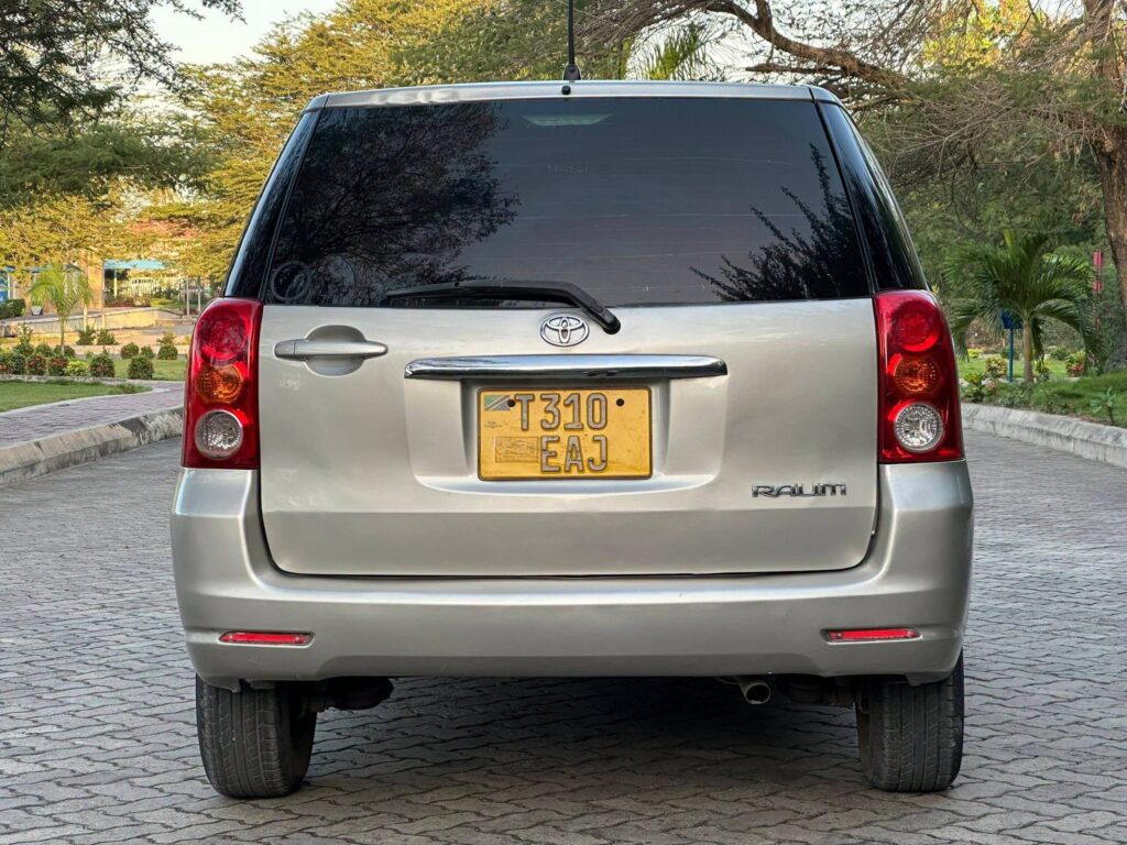 Magari Raum 2007 lipo Dar es Salaam