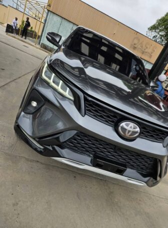 Bei Ya Toyota Fortuner 2019 Sokoni Dar es Salaam Tanzania