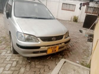 Bei Ya Toyota Spacio 1999 Sokoni Dar es Salaam Tanzania