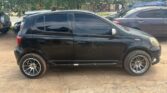 Toyota Vitz bei poa sokoni Dar es Salaam Tanzania