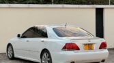 Magari Sokoni Toyota Crown ya Bei Poa 2005