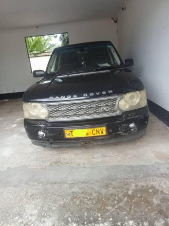 Bei Ya Land Rover Range Rover 2004 Sokoni Dar es Salaam Tanzania