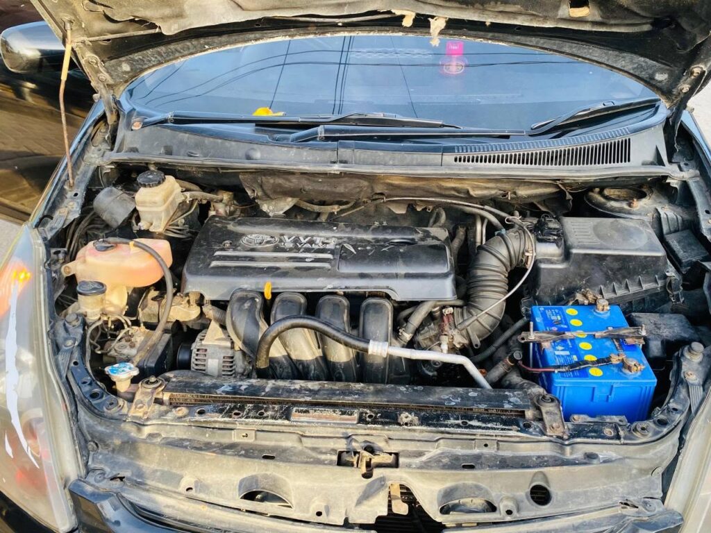 Magari Used Toyota Wish 2004 Dar es Salaam Tanzania