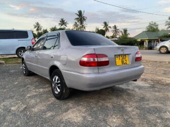 Bei Ya Toyota Corolla 2000 Sokoni Dar es Salaam Tanzania