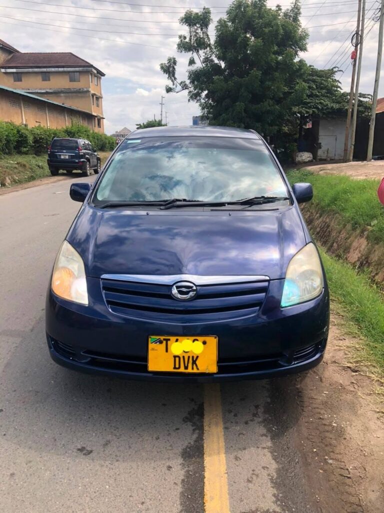 Toyota Spacio bei poa sokoni Dar es Salaam Tanzania
