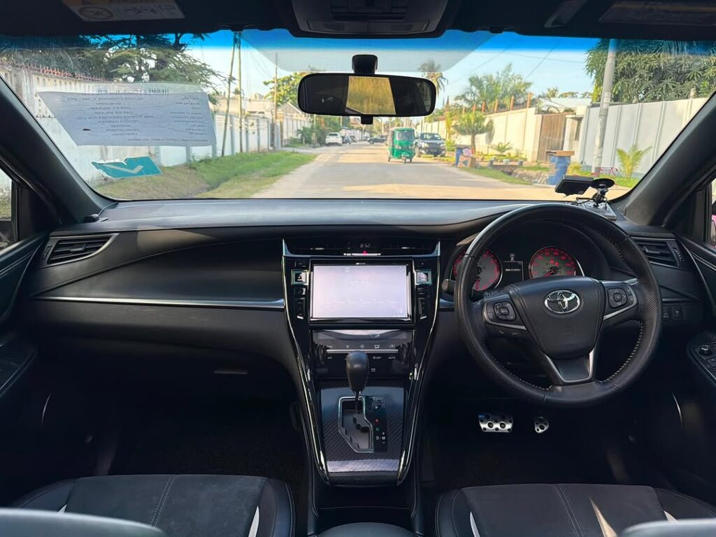 Magari Used Toyota Harrier 2016 Dar es Salaam Tanzania