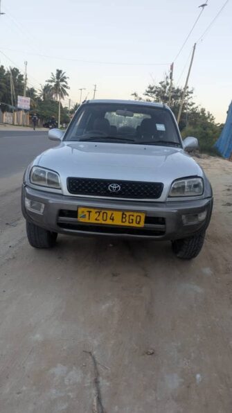 Bei Ya Toyota Rav4 1999 Sokoni Dar es Salaam Tanzania