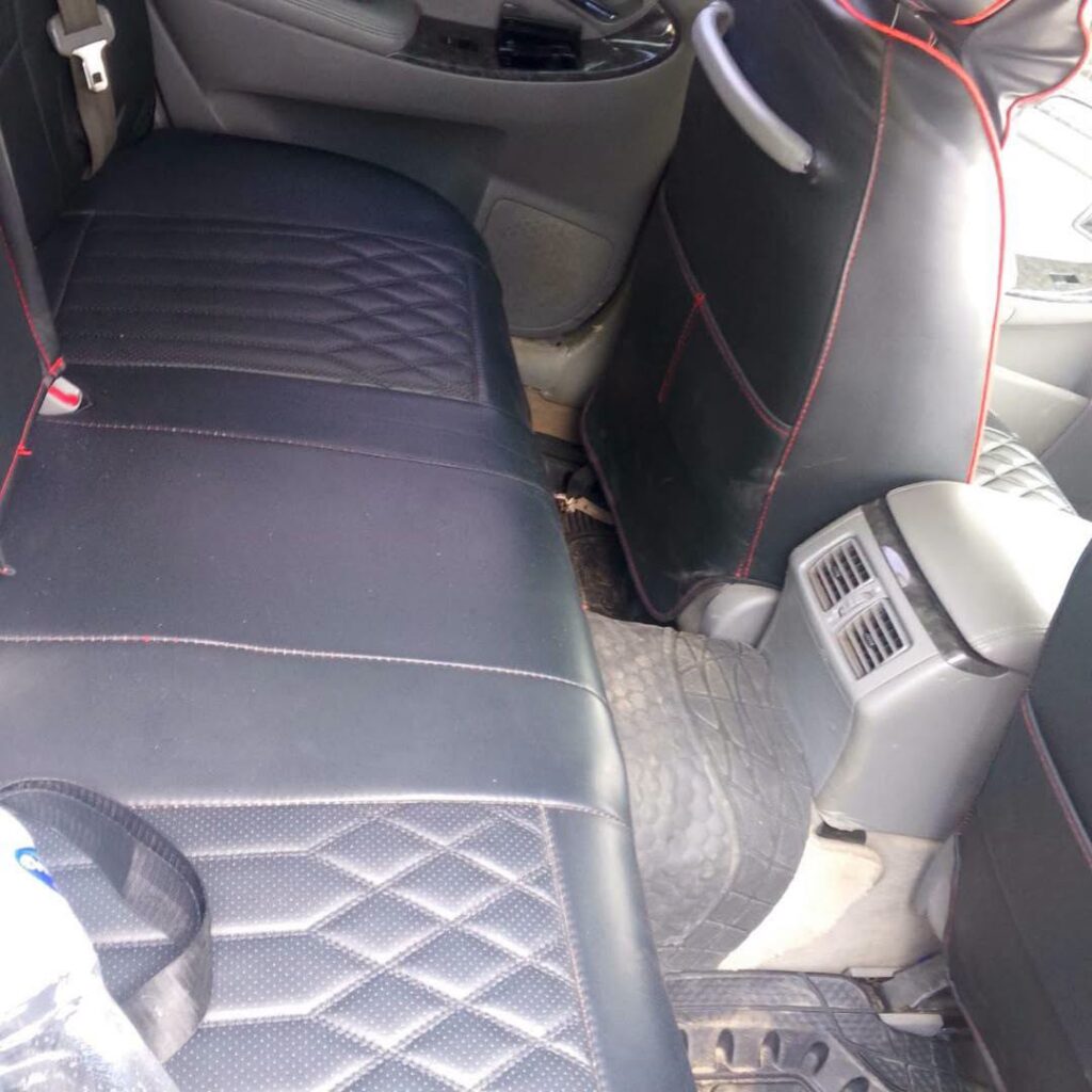 Magari Used Toyota Crown 2005 Mbeya Tanzania