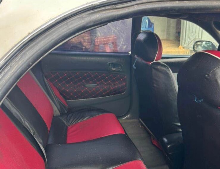 Magari Sokoni Toyota Corolla ya Bei Poa 1994