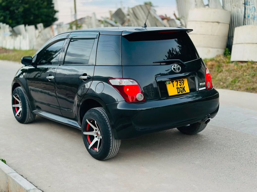 For Sale Toyota IST 2006 in Dar es Salaam