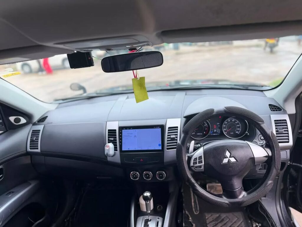 Price Of Mitsubishi Outlander 2011 for Sale in Tanzania