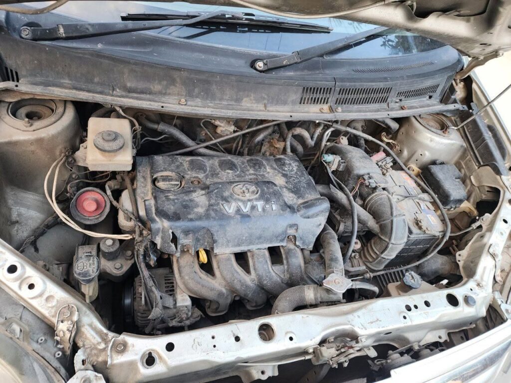 Toyota Raum bei poa sokoni Dar es Salaam Tanzania