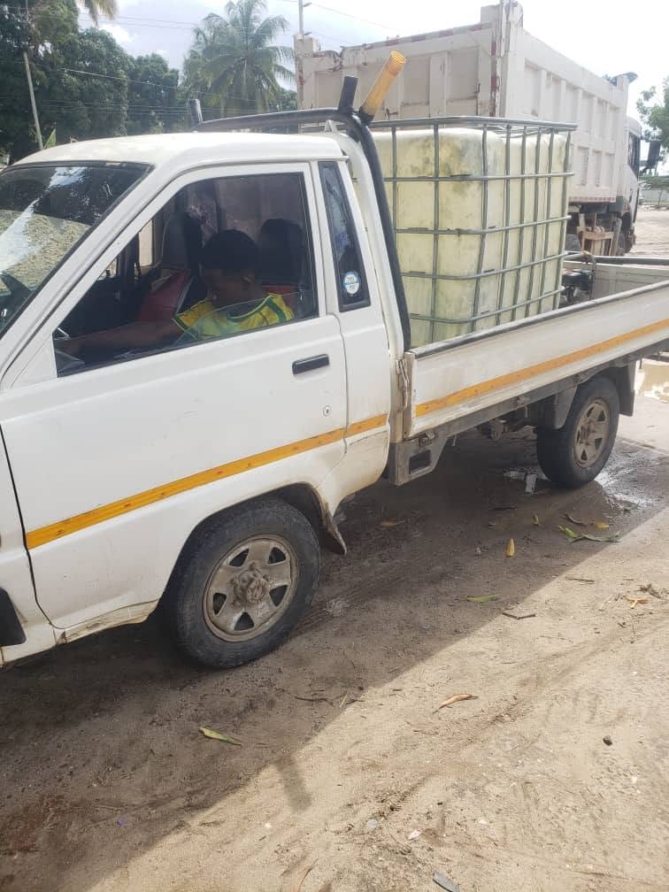 Magari Sokoni Toyota TownAce ya Bei Poa 1995