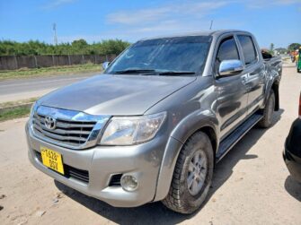 Bei Ya Toyota Hilux 2013 Sokoni Dar es Salaam Tanzania