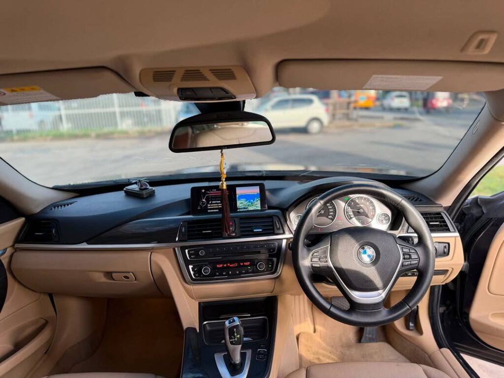 Magari 3 Series 2013 lipo Dar es Salaam