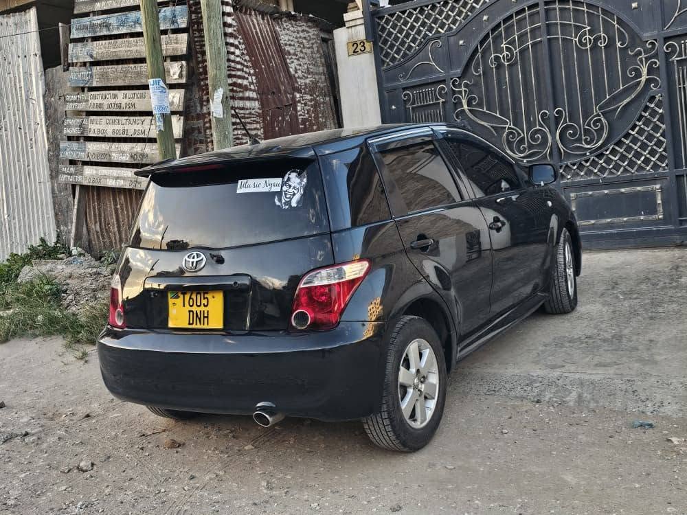 Price Of Toyota IST 2006 for Sale in Tanzania