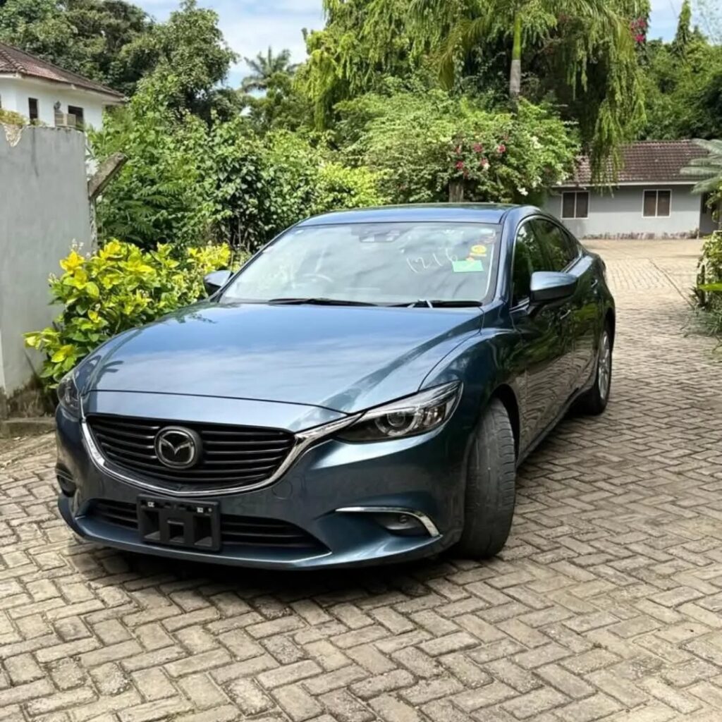 Magari Sokoni Mazda Atenza ya Bei Poa 2015