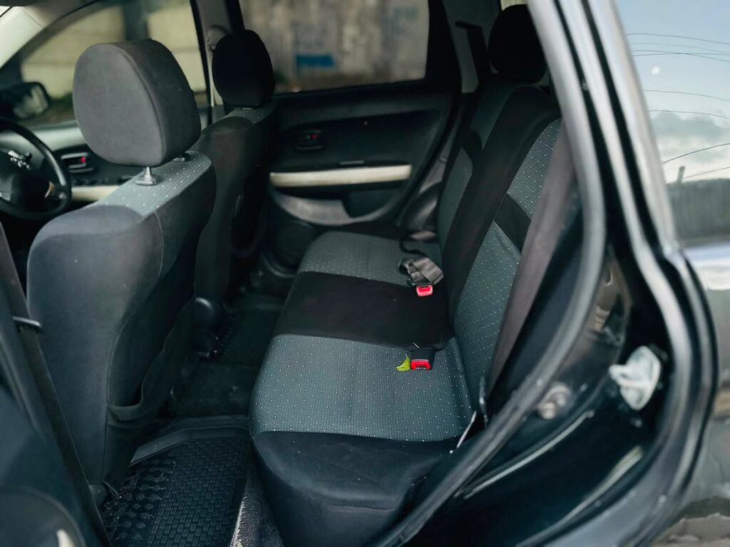 Price Toyota IST 2006 for Sale in Dar es Salaam
