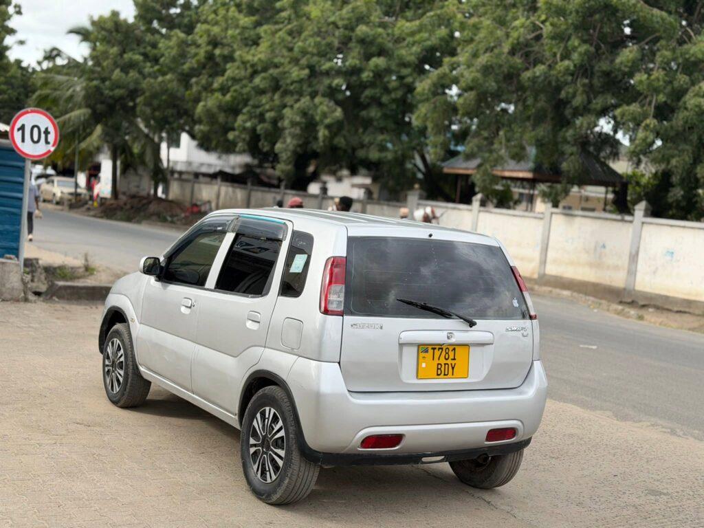 Magari Used Suzuki Swift 2003 Dar es Salaam Tanzania
