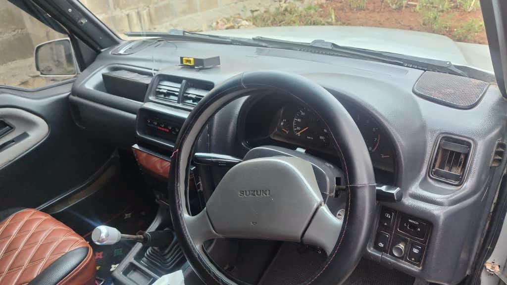 Magari Used Suzuki Escudo 1997 Manyara Tanzania