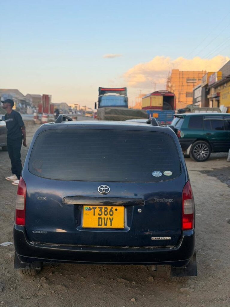 Toyota Probox 2005 for Sale in Mbeya