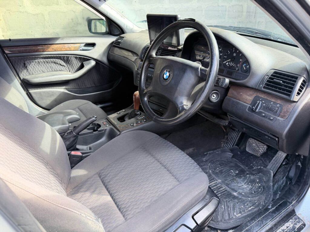 Magari Used BMW 3 Series 2002 Dar es Salaam Tanzania