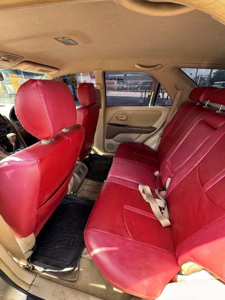 Price Toyota Harrier 2002 for Sale in Dar es Salaam