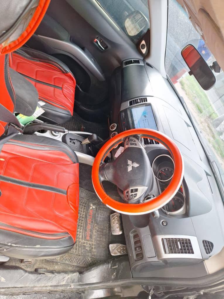 Mitsubishi Outlander bei poa sokoni Dar es Salaam Tanzania