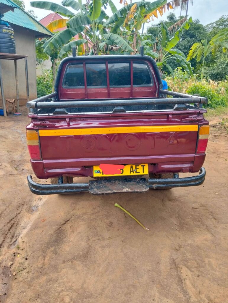 Price Of Toyota Hilux 1990 for Sale in Tanzania