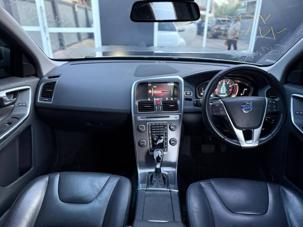 Price Of Volvo XC60 2015 for Sale in Tanzania