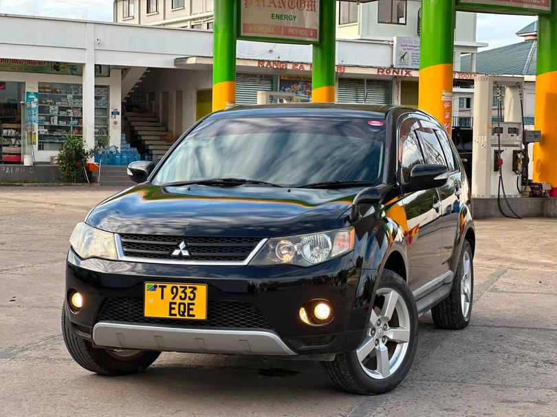 Buy Mitsubishi Outlander 2008 for Sale in Dar es Salaam