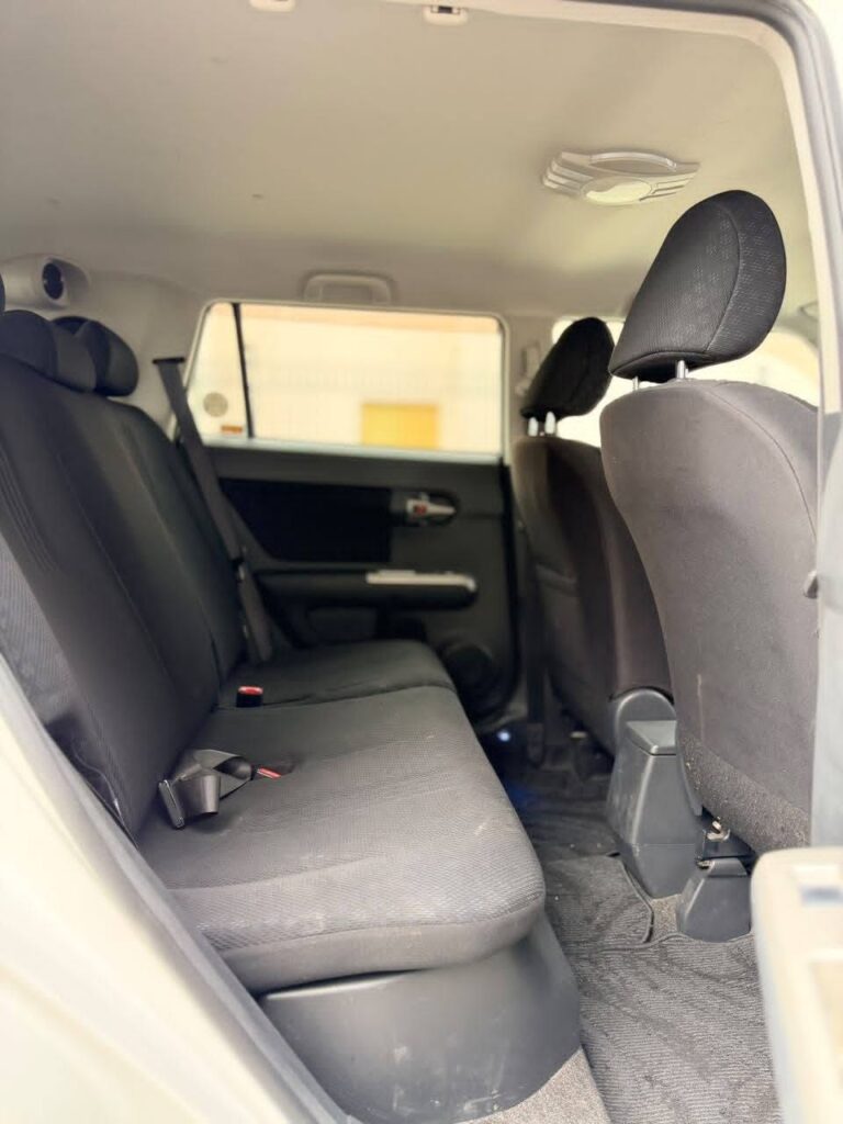 Magari Used Toyota Rumion 2008 Dar es Salaam Tanzania