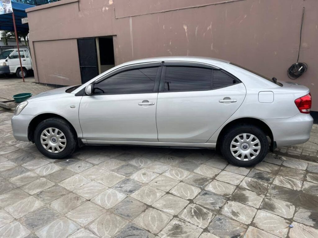 Magari Sokoni Toyota Allion ya Bei Poa 2006