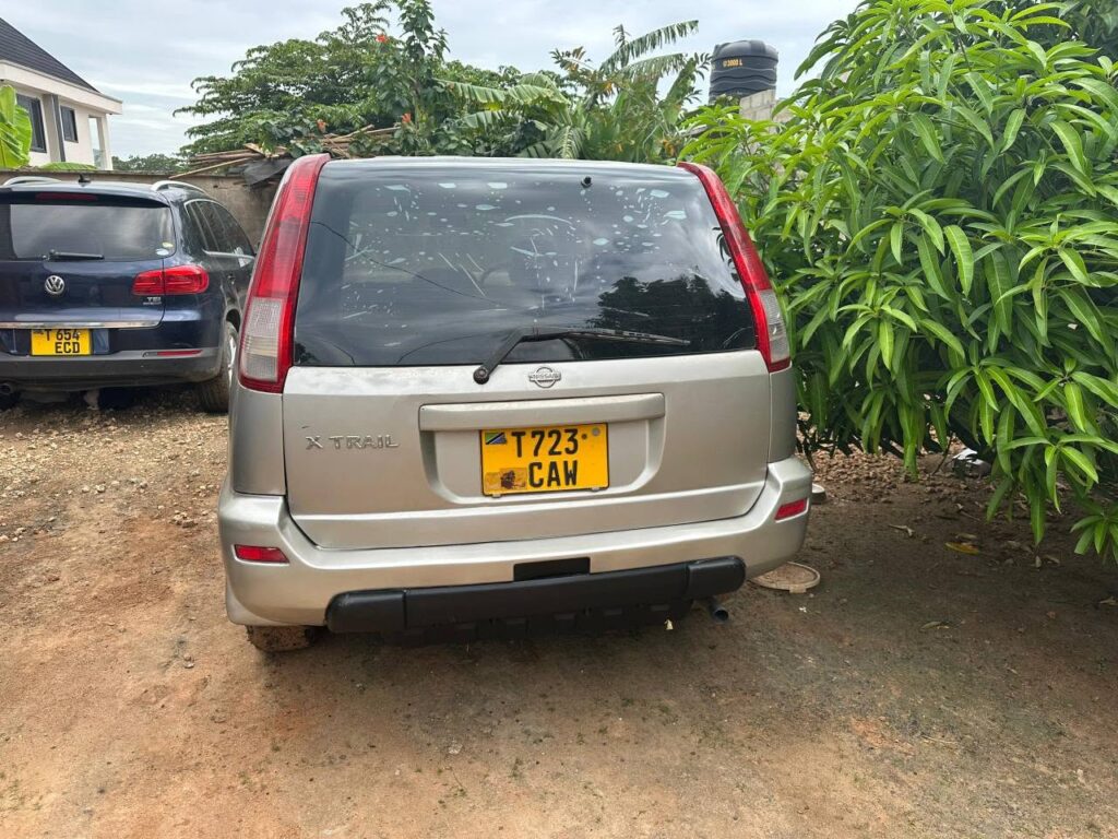 Magari Sokoni Nissan X-Trail ya Bei Poa 2004